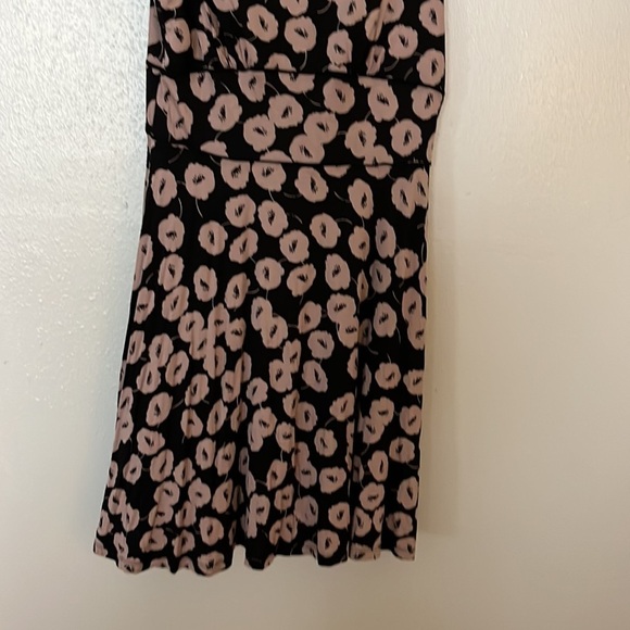 Loft black and gray patterned sleeveless dress. Size Small - Picture 5 of 9